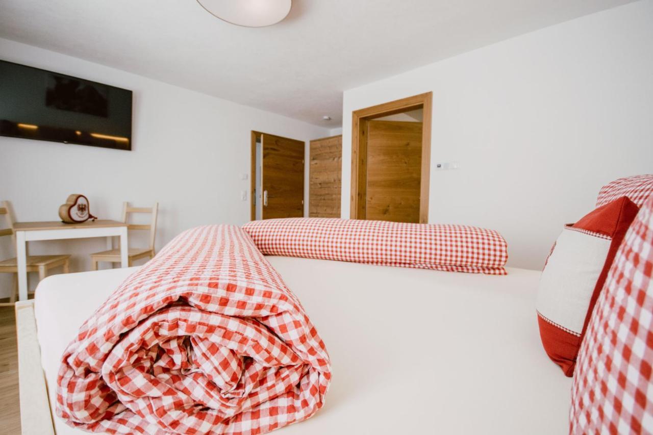 Nedererhof - Gemutliche Zimmer Mit Gemeinschaftskuche Ausserschmirn Exterior foto